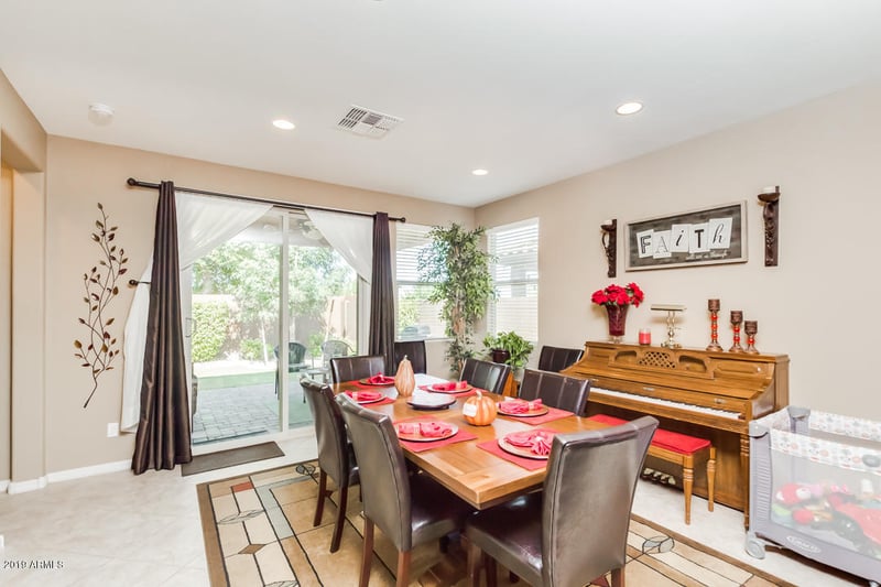 4088 W Federal Way, San Tan Valley, AZ 85144