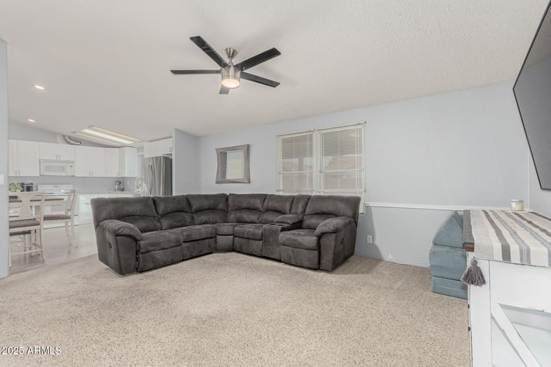 40887 Chisolm Trl, San Tan Valley, AZ 85140