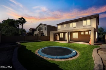 4089 Wagon Cir, Gilbert, AZ 85297