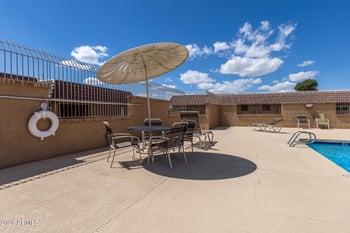 409 Blackhawk Dr #5, Phoenix, AZ 85027