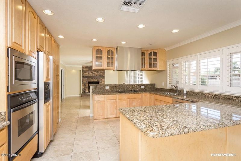 409 E Braeburn Dr, Phoenix, AZ 85022