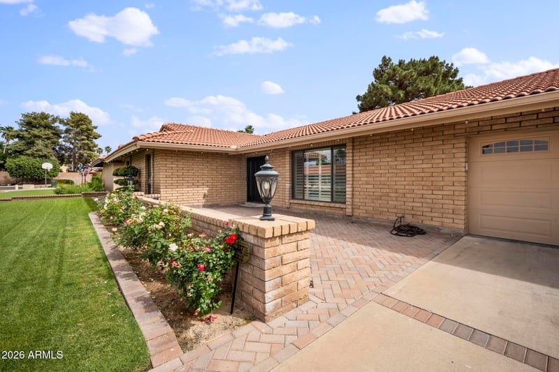 409 E Carol Ann Way, Phoenix, AZ 85022