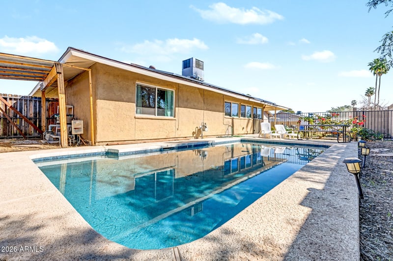 409 Pegasus Dr, Tempe, AZ 85283