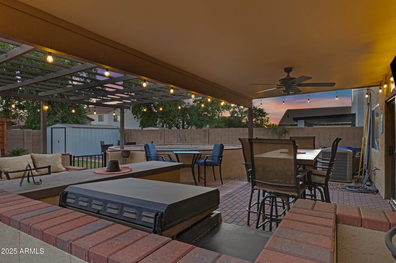 409 Penny Ln, San Tan Valley, AZ 85140