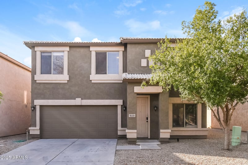 409 Saddle Way, San Tan Valley, AZ 85143