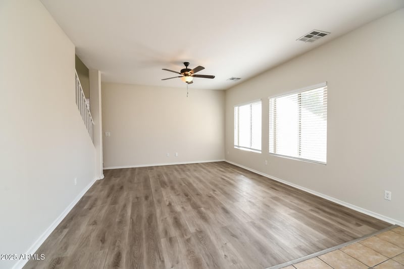 409 Saddle Way, San Tan Valley, AZ 85143
