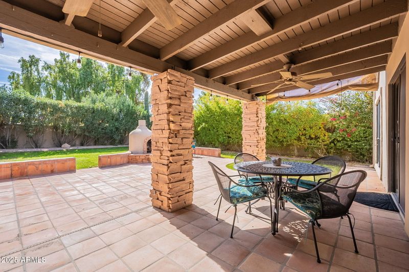 4091 E Round Hill Dr, Phoenix, AZ 85028