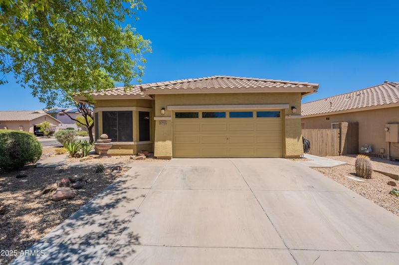 40925 N Hearst Dr, Anthem, AZ 85086