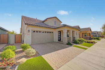 4093 Jesse St, Gilbert, AZ 85295