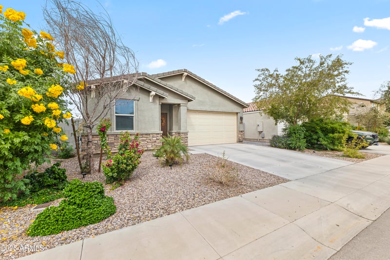 4098 Coneflower Ln, San Tan Valley, AZ 85144