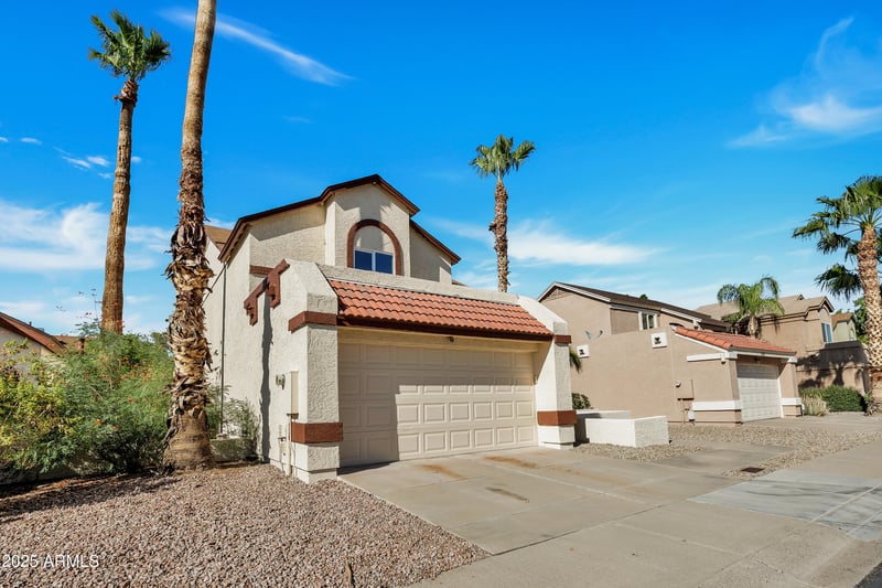 410 Kerry Ln, Phoenix, AZ 85024