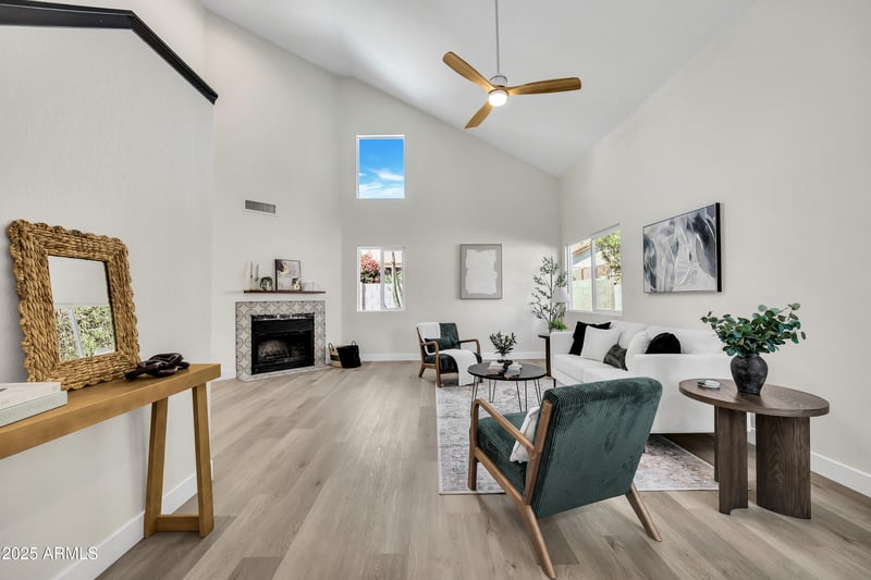 410 Kerry Ln, Phoenix, AZ 85024