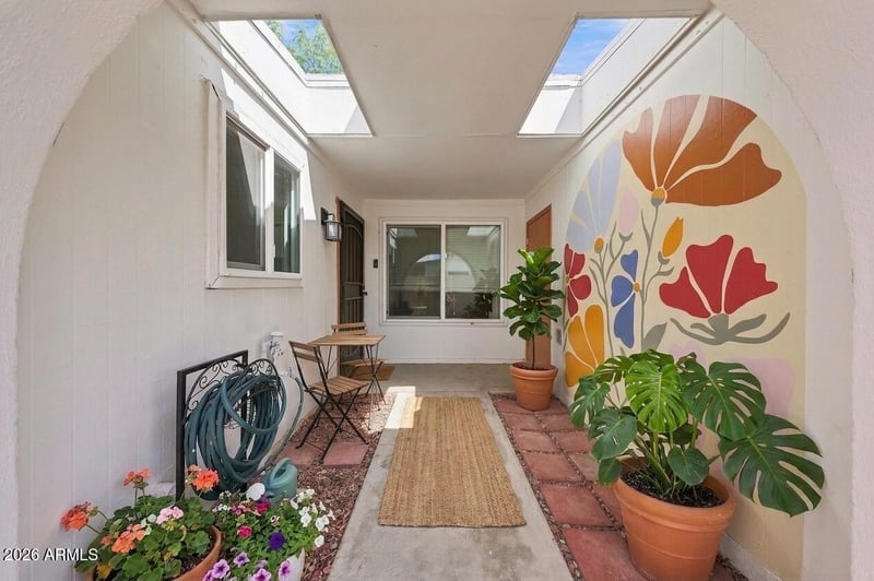 410 W Laguna Dr, Tempe, AZ 85282