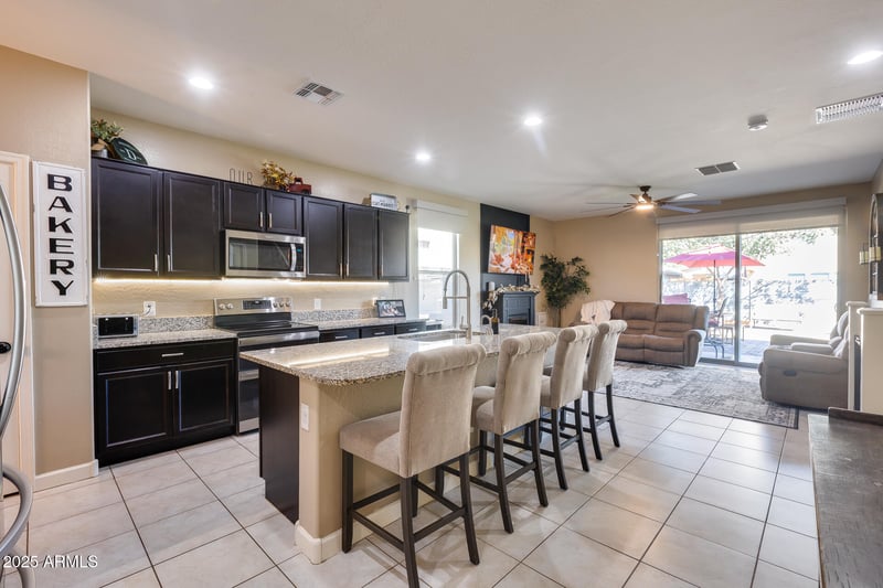4100 Alabama Ln, San Tan Valley, AZ 85144
