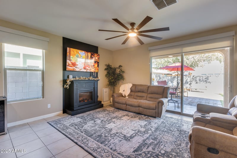 4100 Alabama Ln, San Tan Valley, AZ 85144