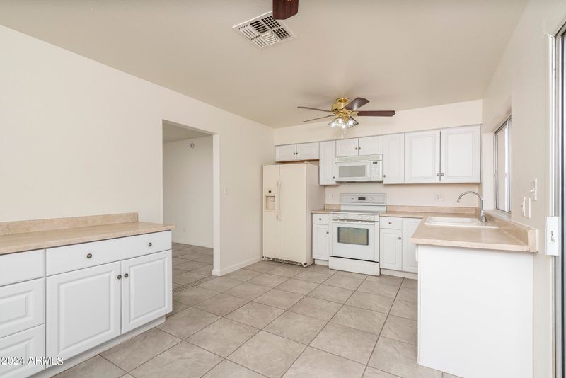 4101 E Grove St, Phoenix, AZ 85040