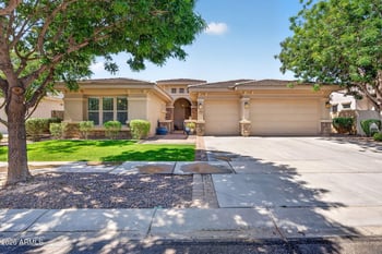 4101 Woodside Way, Gilbert, AZ 85297