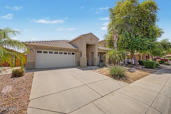 4101 Longhorn St, San Tan Valley, AZ 85140