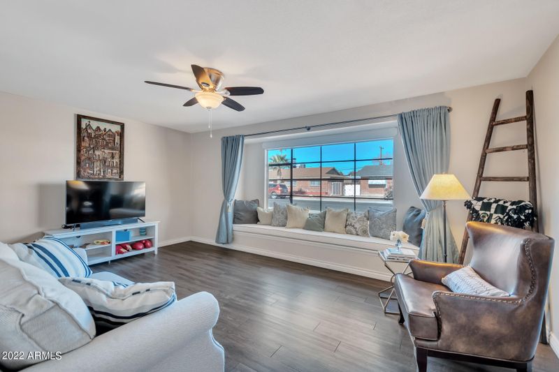 4101 W Krall St, Phoenix, AZ 85019