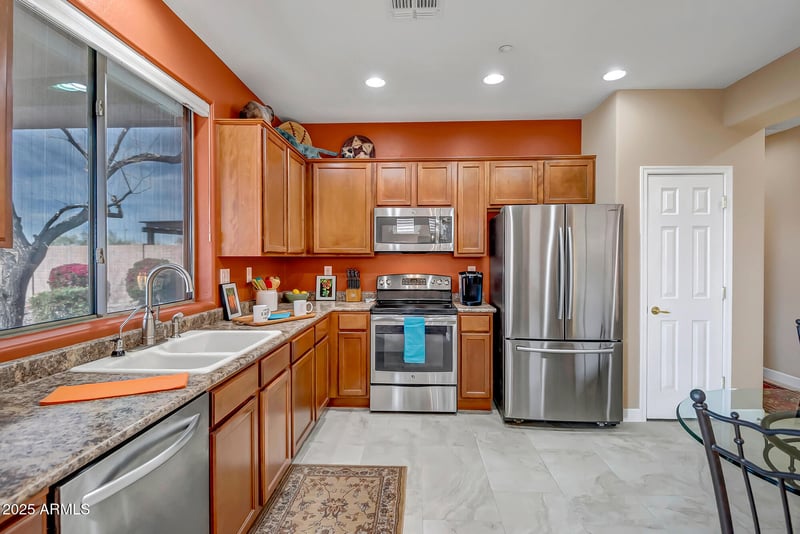 41012 Noble Hawk Way, Anthem, AZ 85086