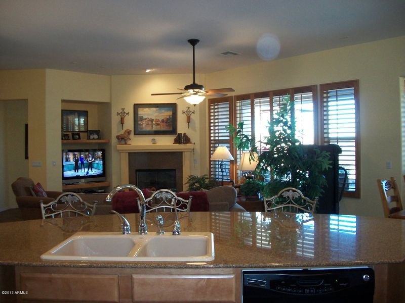 4102 E Nightingale Ln, Gilbert, AZ 85298