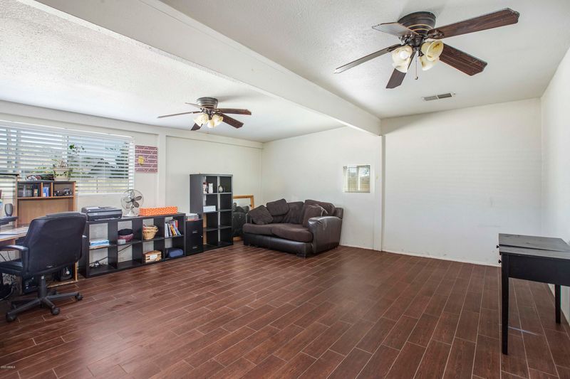 4102 E Yowy St, Phoenix, AZ 85044