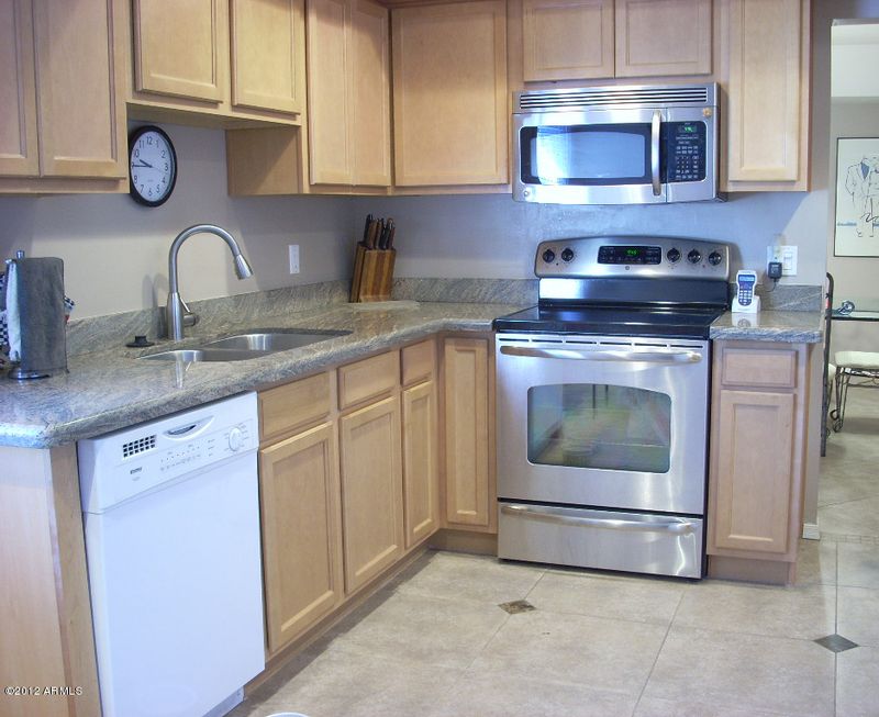4103 E Bloomfield Rd, Phoenix, AZ 85032