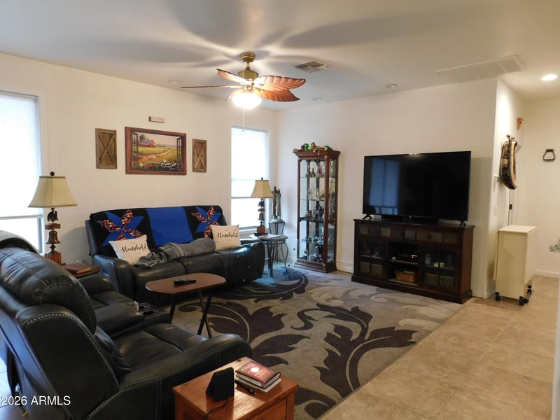 41048 Vine Ave, San Tan Valley, AZ 85140