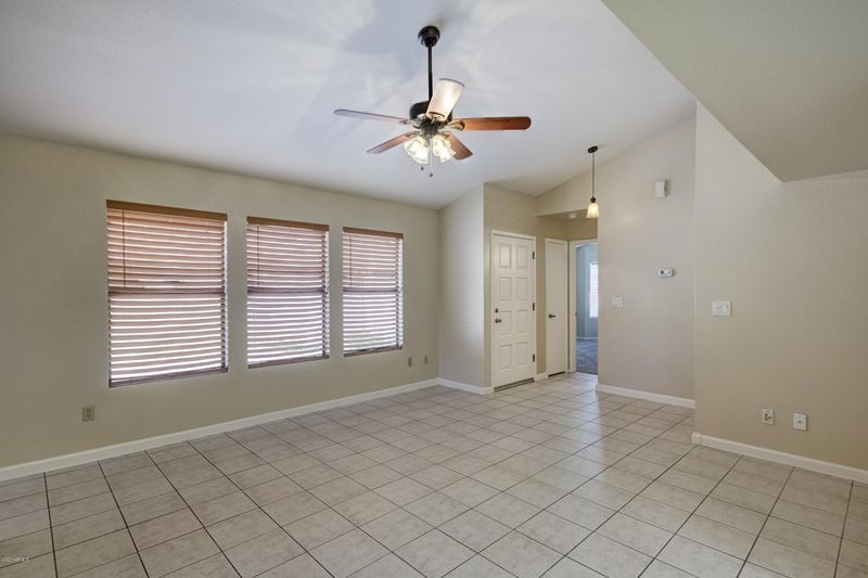 4106 E Alta Mesa Ave, Phoenix, AZ 85044