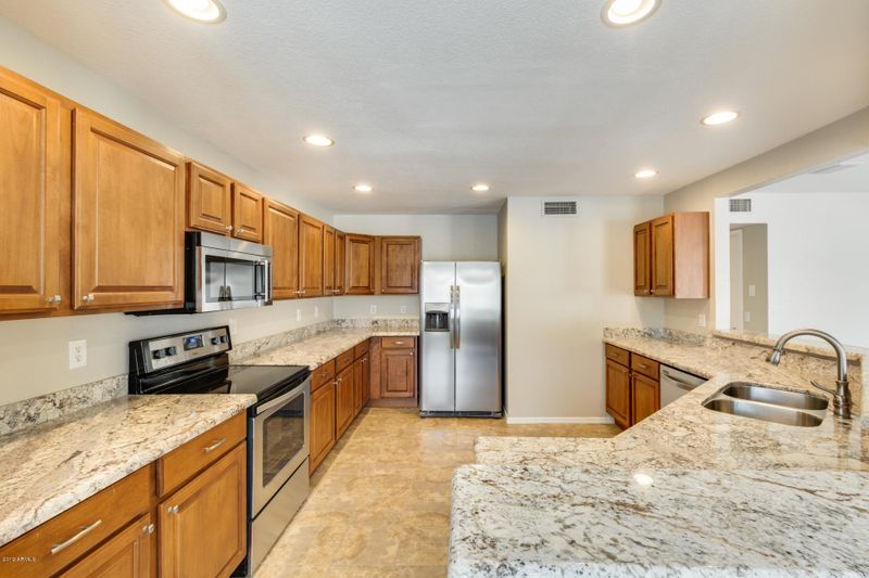4107 E Tether Trl, Phoenix, AZ 85050