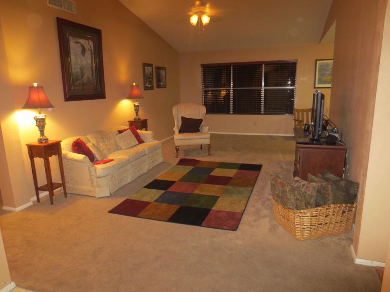 4107 E Topeka Dr, Phoenix, AZ 85050