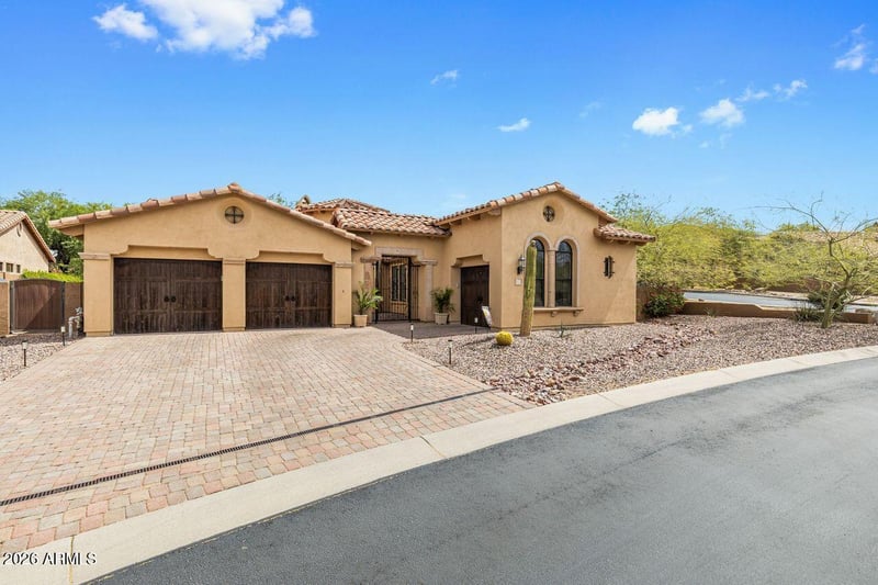4107 Silver Ridge Cir, Mesa, AZ 85207