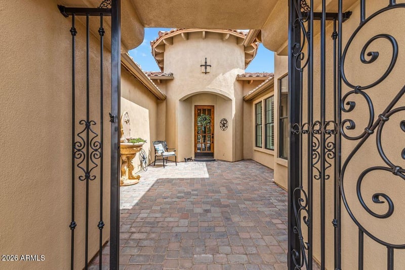 4107 Silver Ridge Cir, Mesa, AZ 85207
