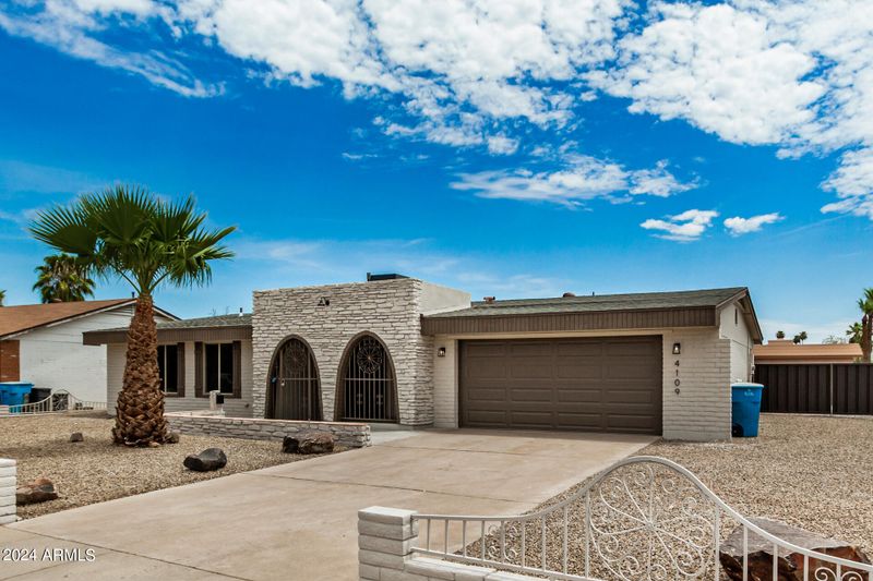 4109 W Hatcher Rd, Phoenix, AZ 85051