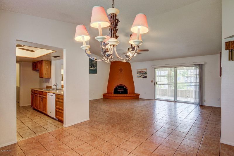 4109 W Pershing Ave, Phoenix, AZ 85029