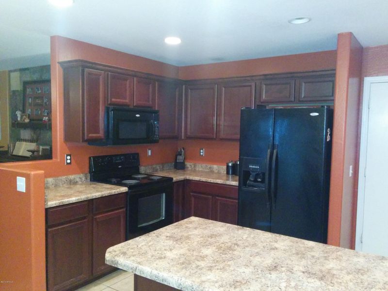 411 E Leslie Ave, San Tan Valley, AZ 85140