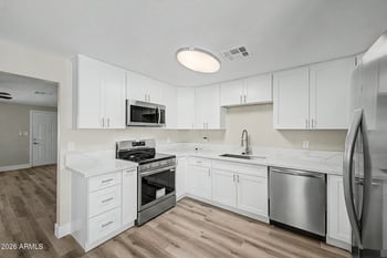 4110 71st Ln, Phoenix, AZ 85033