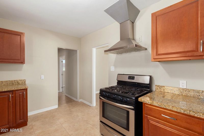 4110 N 16th Dr, Phoenix, AZ 85015