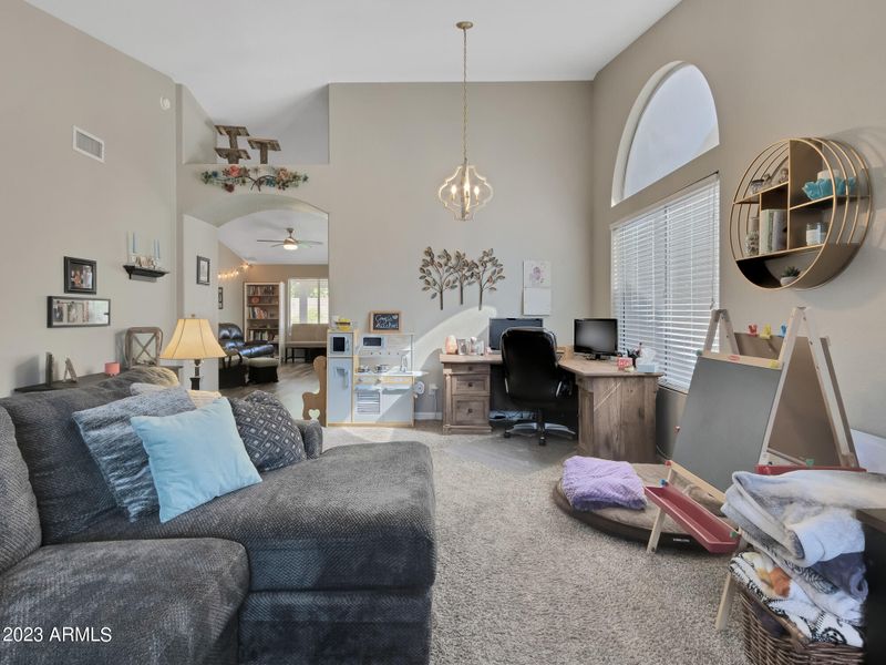 4110 W Chama Dr, Glendale, AZ 85310