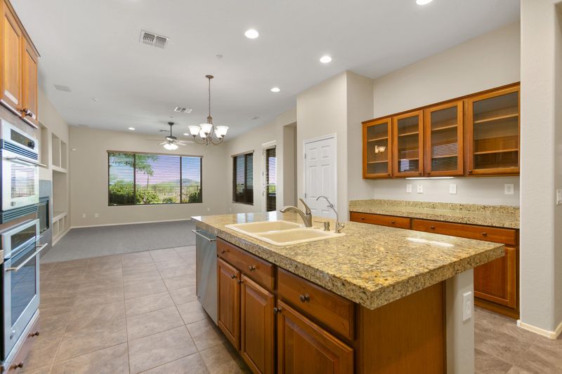 41107 N River Bend Rd, Anthem, AZ 85086