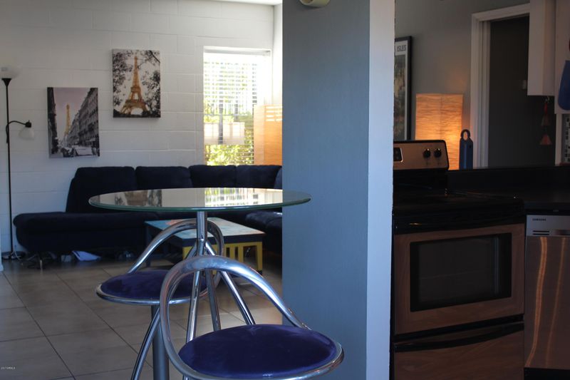 4111 E Camelback Rd #20, Phoenix, AZ 85018
