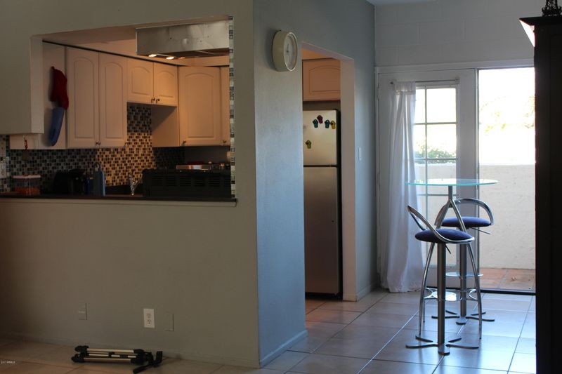 4111 E Camelback Rd #20, Phoenix, AZ 85018