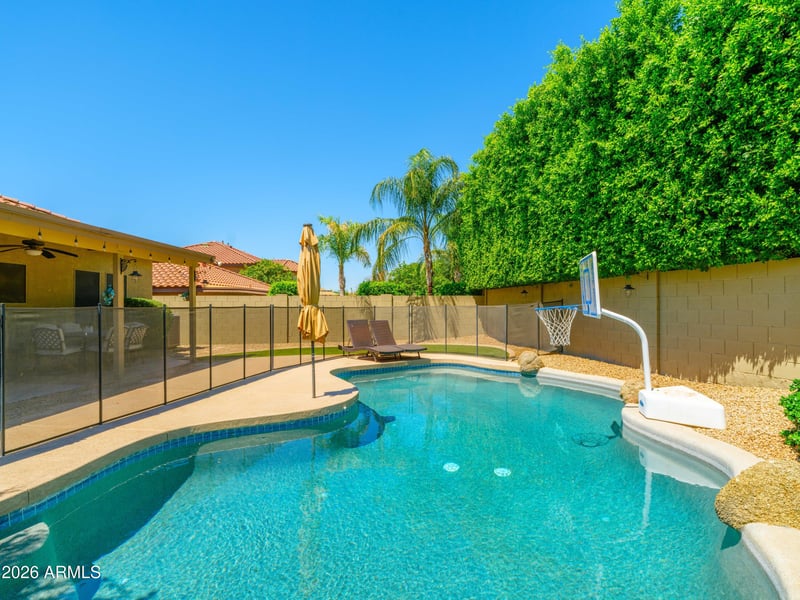 4112 Tether Trl, Phoenix, AZ 85050