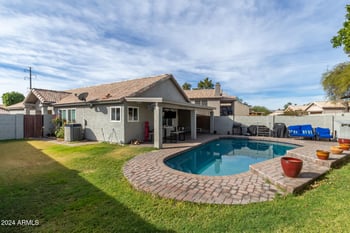 4112 Tanglewood Dr, Phoenix, AZ 85048