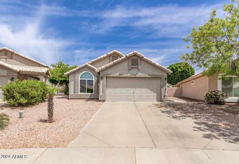 4112 Tanglewood Dr, Phoenix, AZ 85048