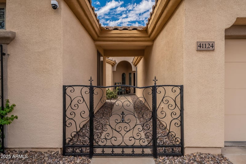 41124 Prestancia Dr, Anthem, AZ 85086