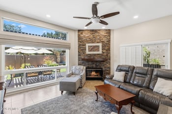 4113 E Paradise Dr, Phoenix, AZ 85028