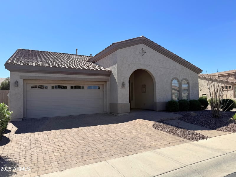 4113 Narrowleaf Dr, Gilbert, AZ 85298