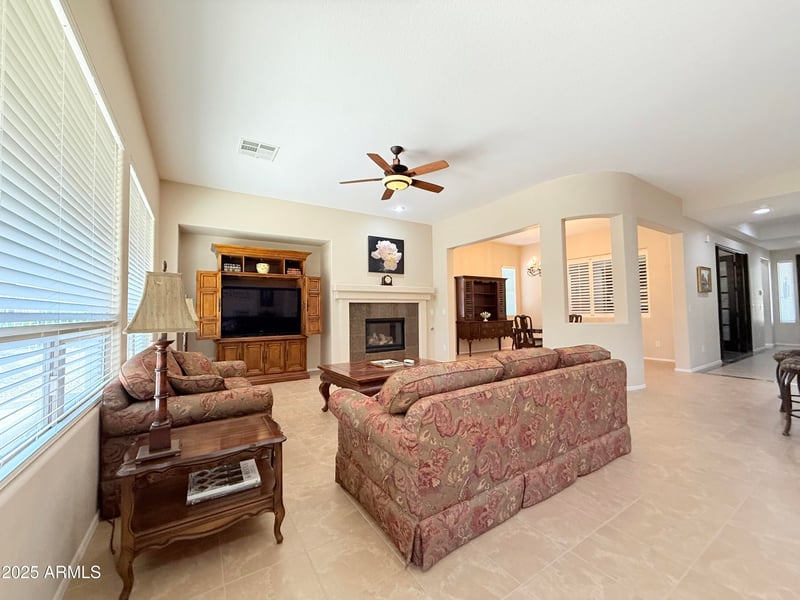4113 Narrowleaf Dr, Gilbert, AZ 85298