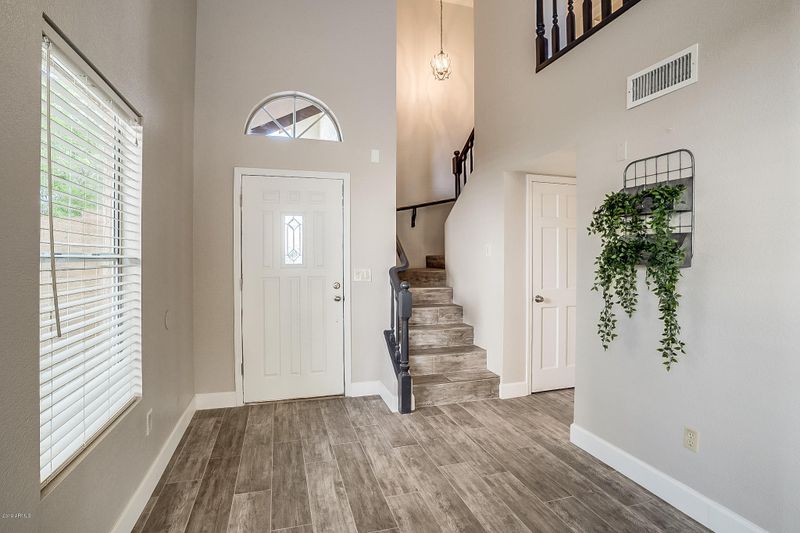 4114 E Ashurst Dr, Phoenix, AZ 85048